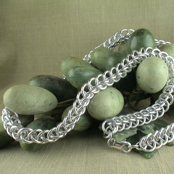 NWOT Unisex Necklace!  Handmade Chainmaille of Shinny Aluminum Rings - 20" long - Picture 13 of 14